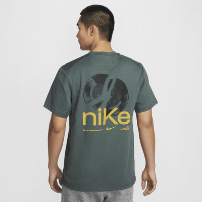 NIKE公式】ナイキ プライマリー スタジオ '72 メンズ Dri-FIT NIKE公式】ナイキ プライマリー スタジオ '72 メンズ Dri-FIT